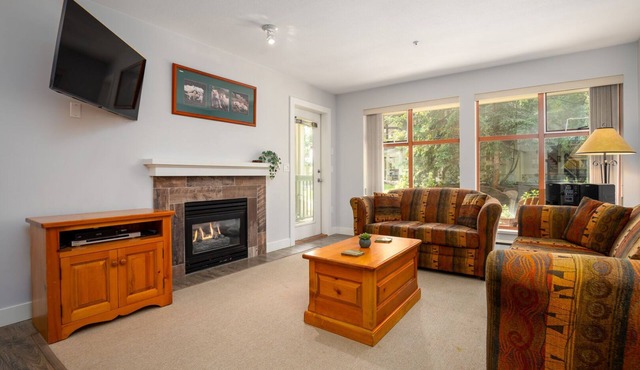 1BR | Northstar | Village Location | Gas Fireplace | Shared Hot Tub | Ski Storage