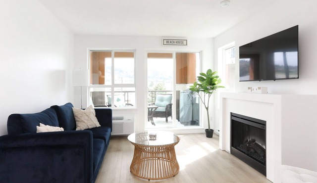 2 Bed + DEN 2 Bath Downtown Kelowna