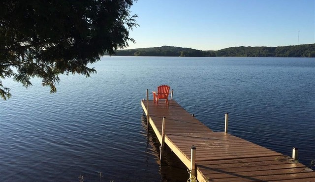 2 Bedroom Cottage on Lake Nosbonsing