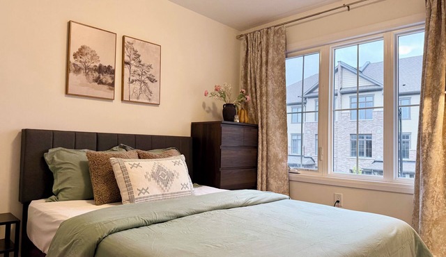 2 Bedroom with Private Bath | Free Parking