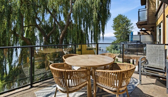 2-floor Lakeview Oasis at Barona Beach Resort