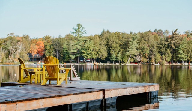 3BR Waterfront Retreat with Woodstove & Sauna