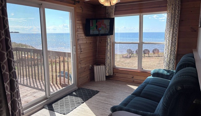 80 Oceanside Cottage