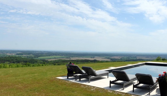 Absolutely Stunning Country Home in Creemore! Modern Elegance! Pool! Views!