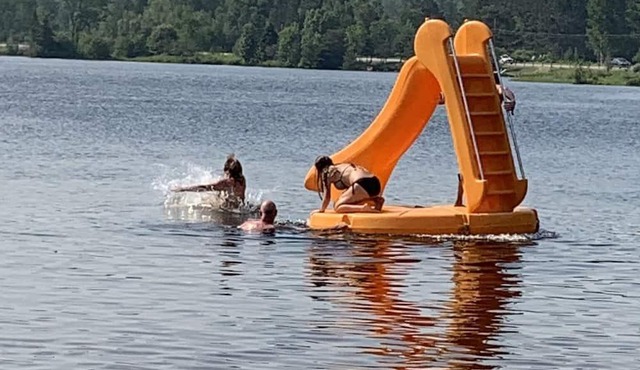 Algonquin Park Area Waterfront Cottage - Madawaska Ontario, Canada in South Algonquin