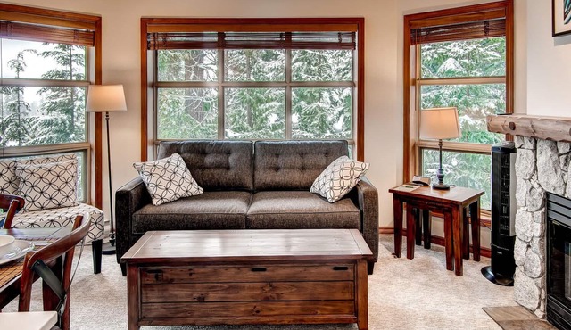 Aspens #412 Prime Ski-in Ski-out Location! Pool, Hot tubs, BBQ, sleeps 6
