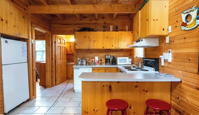Avonlea Forest Hill Cottages