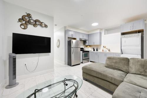 Basement Suite In Vancouver