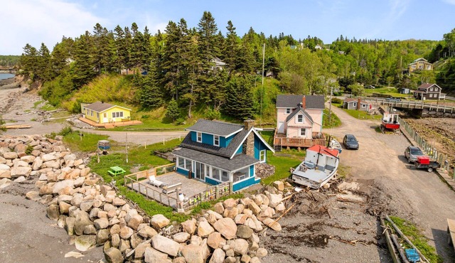 Beach Cottage for 4 people