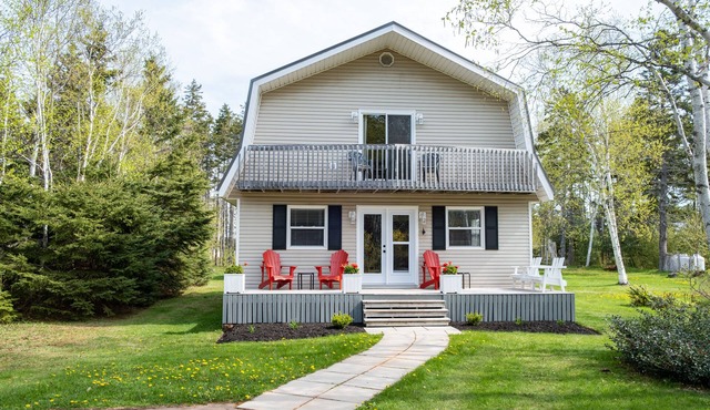 Beach, Golf, Relax & Enjoy Our Beautiful Stanhope, PEI Cottage for your vacation