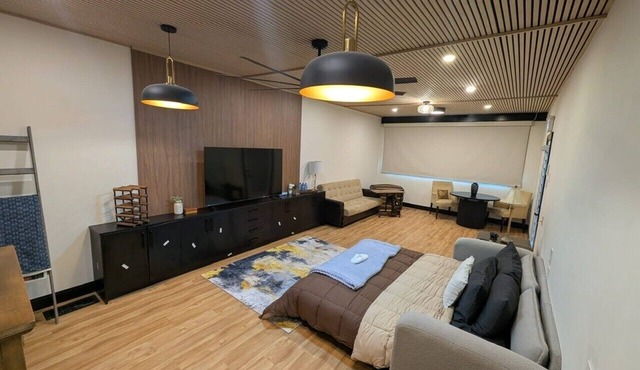 Beamsville Modern Rustic Suites
