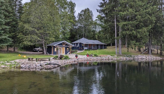 Beautiful 2 Bedroom Cottage on Minden Lake