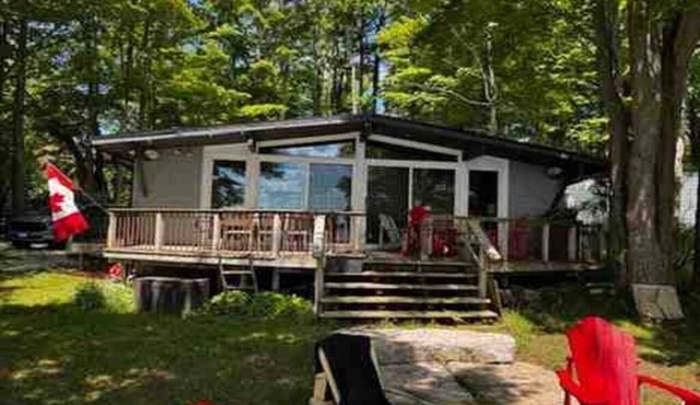 Beautiful 4 Bedroom Home on Lake Eugenia