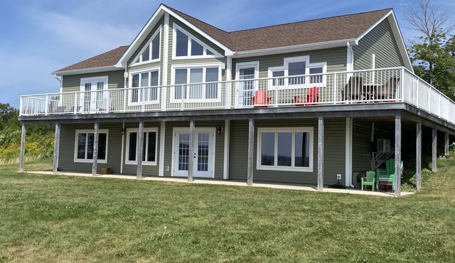 Beautiful 5 Bedroom Waterfront Home With Over 3000 Sq. Ft Of Living Space!