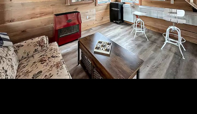 Beautiful Birez cabin unique Norwegian, Belgium style Cabin.