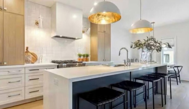 Beautiful Collingwood home!