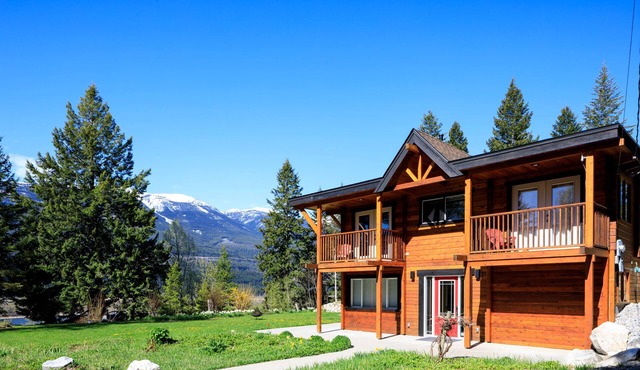 Beautiful ColumbiaWetlands Outpost Lodge