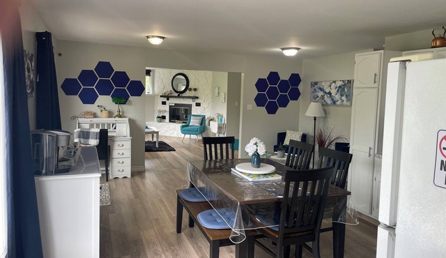 Beautiful, cozy, spacious suite located central PEI. 3 bedrooms 4 beds.
