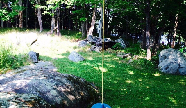Beautiful Lake Muskoka Cottage Compound
