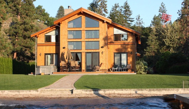 Beautiful Lakefront Property in Naramata, British Columbia, Canada