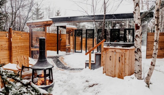 Beautiful Mirror Cabins Featuring a Private Cedar Hot Tub Nestled in the Forests of Cocagne, Canada
