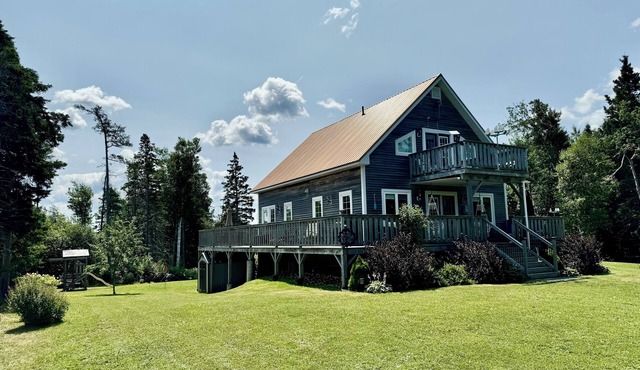 Beautiful ocean view property on the Amherst Shore - Northport, NS in Northport