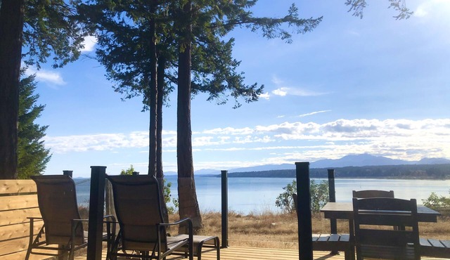 Beautiful Oceanfront ‘Cottage’ - Breathtaking Views,Beach,Pet Friendly,Fireplace
