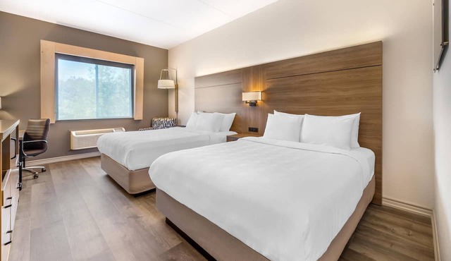 Best Western Plus 1000 Islands Hotel & Suites