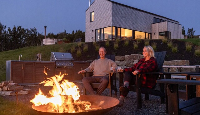 Birch - Luxury Oceanview Cottage with Hot Tub & Private Beach Access near Cabot Trail
