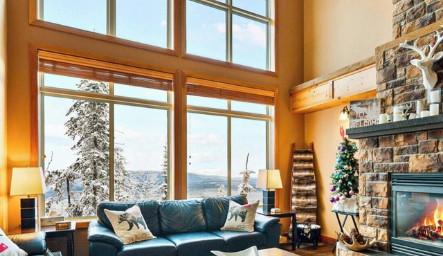 Blackrock 6 - Ski In/Out, Private Hot Tub & Mtn View. Sleeps 13