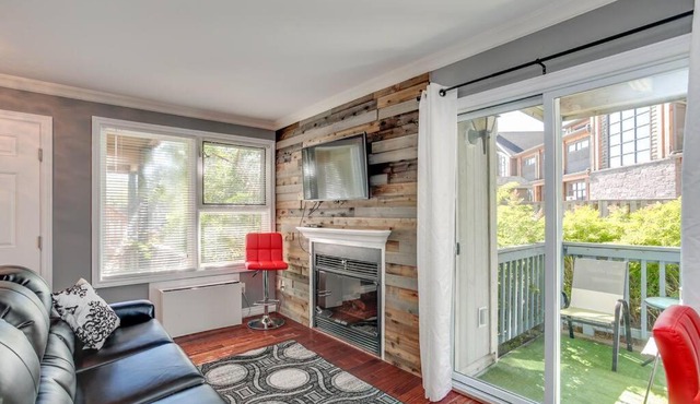 Blue Mountain Luxury Studio