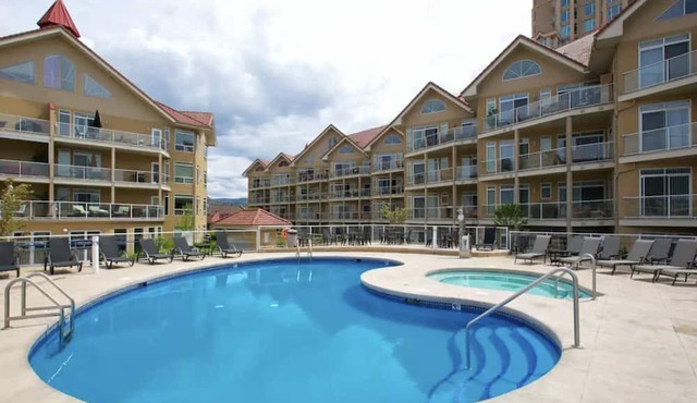 Breathtaking Views Truly One of a kind 2 + Condo