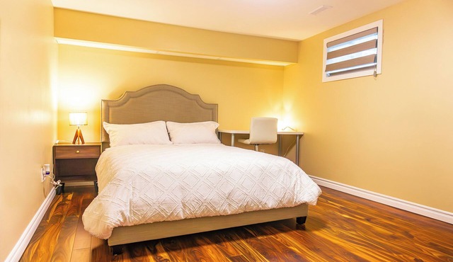 Bright & Spacious 2BR + Parking | Near TTC & Shops
