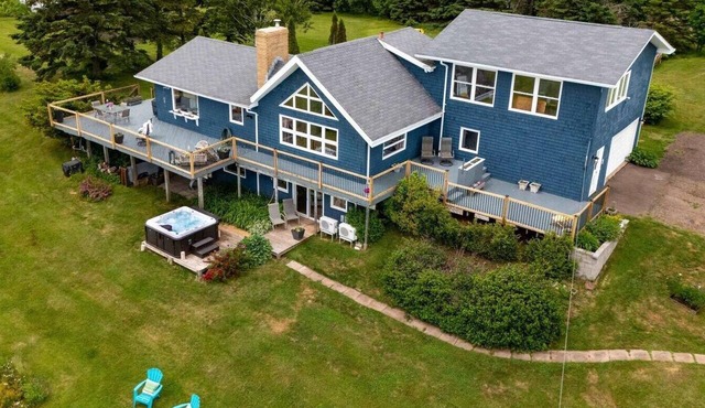 Broadlands Seabreeze Retreat sits where open sky meets shifting water,
