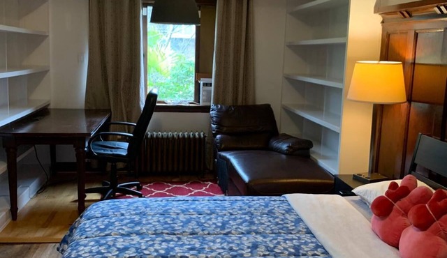 Broadway guesthouse