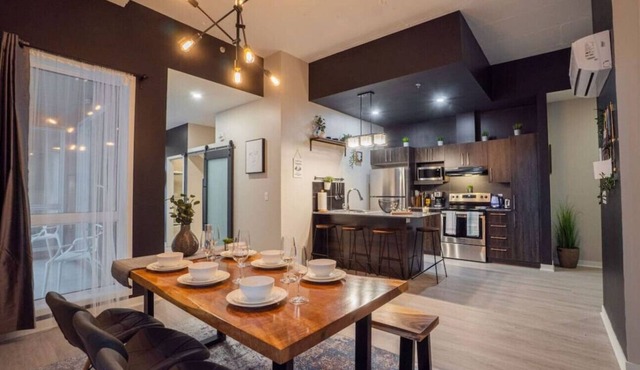 Buchanan *304* - Midtown Luxe Condo + gym