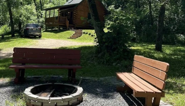 Cabin on the Kickapoo in Readstown