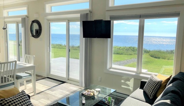 Cabot`s Modern-Day Beach House