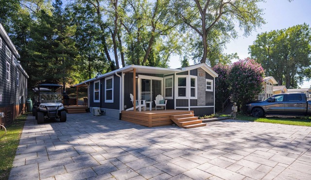 Cade’s Cabin at Sherkston Shores