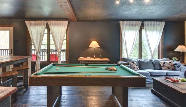 Cantley Lofts| 5 Lofts | Sleeps 20 | Lake |Hot Tub