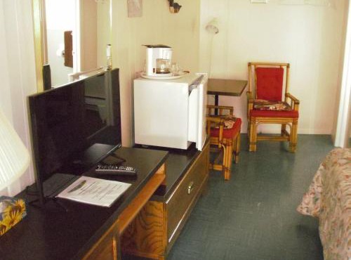 Capricorn Motel Royale 1000 Islands