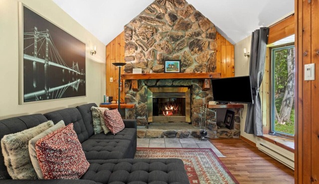 Chalet Mon Repos - Lac Sarrazin avec embarcations