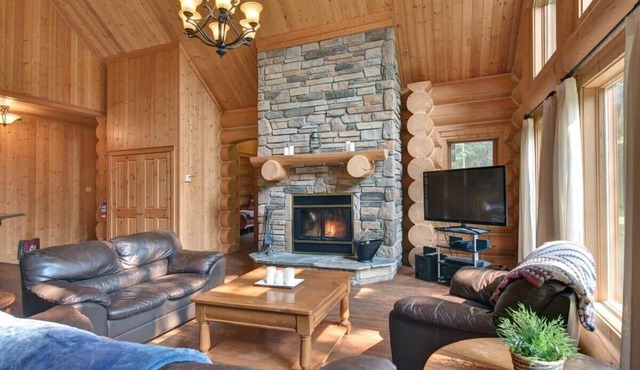 Chalet 23 - Resort Access with Private Spa & Sauna