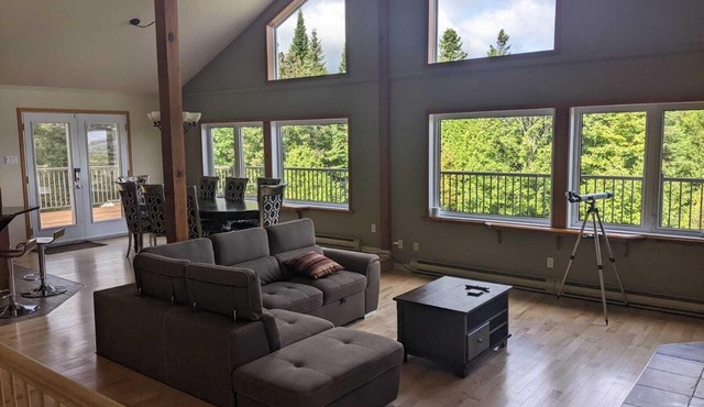 Chalet St-Sauveur 4 rooms. Pets allowed