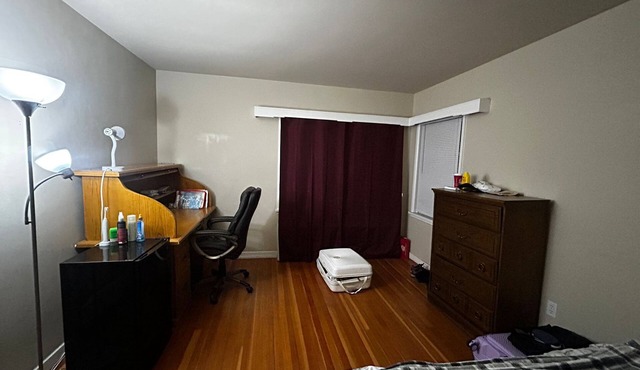 Charming 1-bedroom apartment in fabulous Kelowna with WiFi