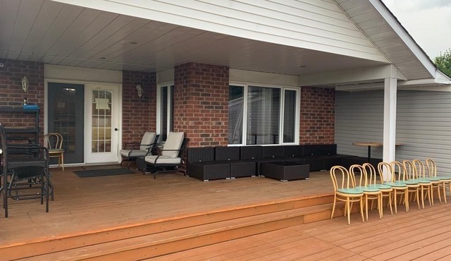 Charming 5-bedroom cottage in enchanting Colborne