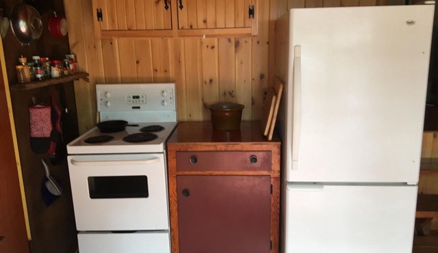 Charming cottage on Upper Rideau Lake near Westport, ON