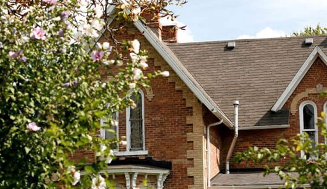 Charming Vacation Rental in Historic Bed and Breakfast near Lakes in Southern Ontario in Combermere