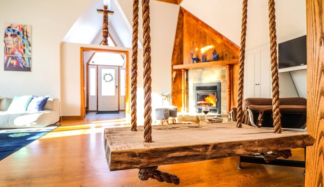 Chic Tipi & Spa / Pool table -10 min Saint-Sauveur Village