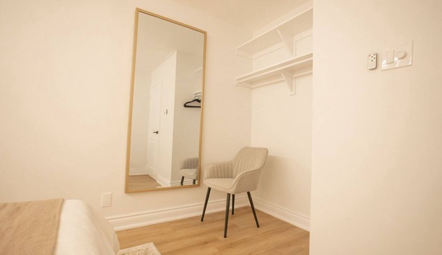Clean, modern home & great location/Top logement – Propre, moderne et bien situé